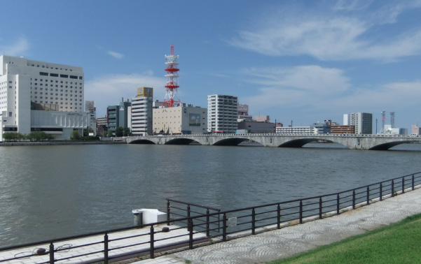 北辰金型工業所は環境に配慮し、地域とともに歩く企業を目指します